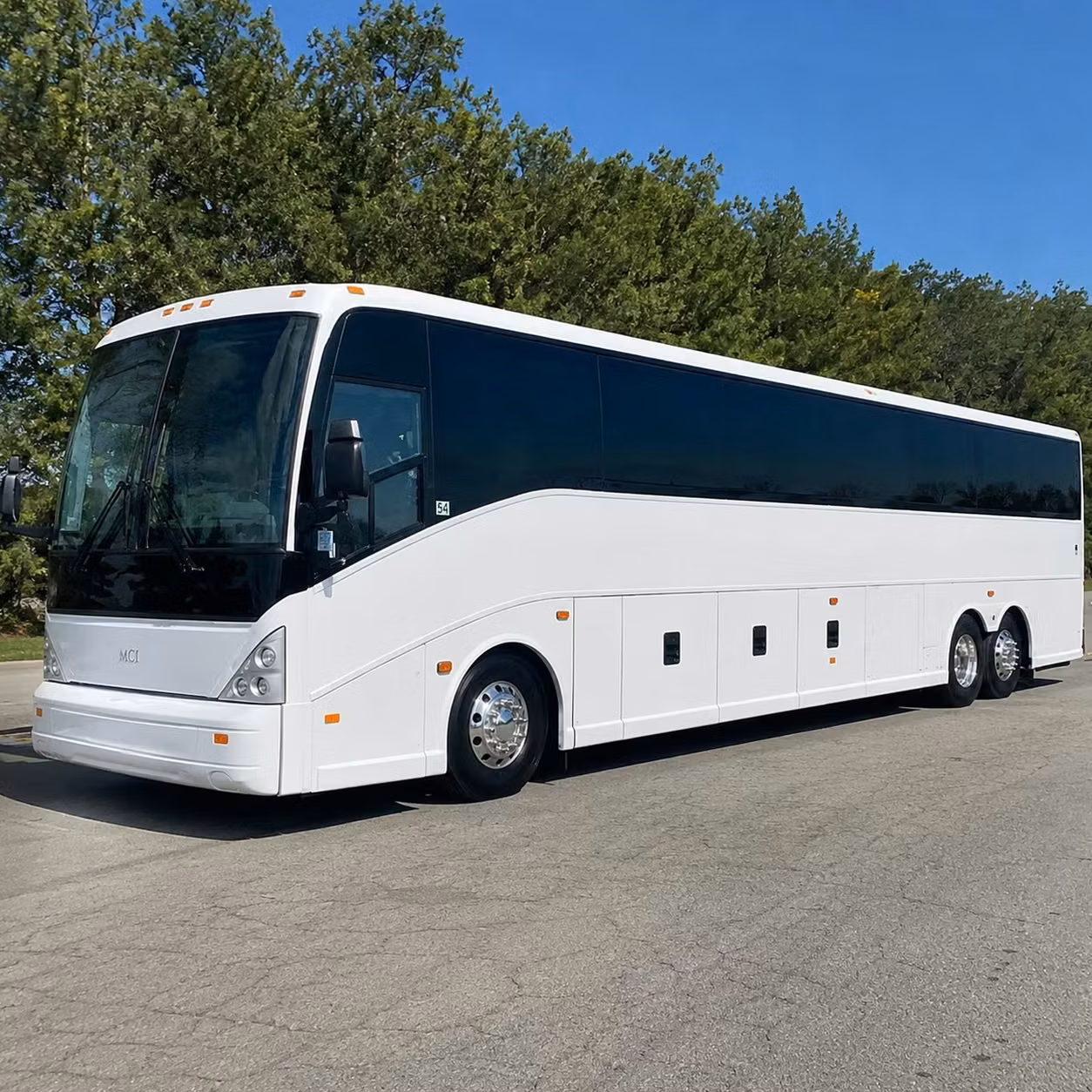hotel shuttle bus service between irving hotels and dfw airport